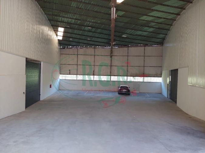 Negócio para Arrendamento em Frazão Arreigada Foto 1