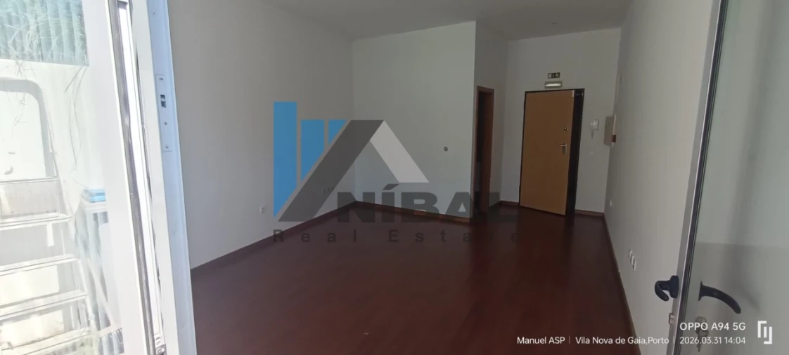 Escritório para Arrendamento em Mafamude e Vilar do Paraíso Foto 1