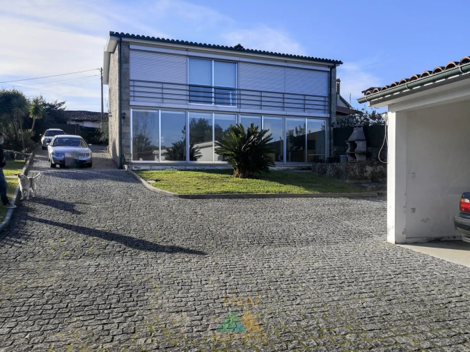 Moradia T3 para Venda em Oleiros Foto 1