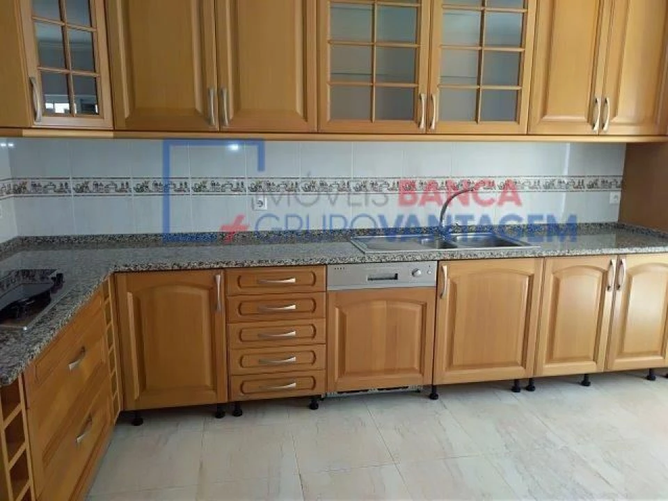 Moradia T3 para Venda em Benavente Foto 1