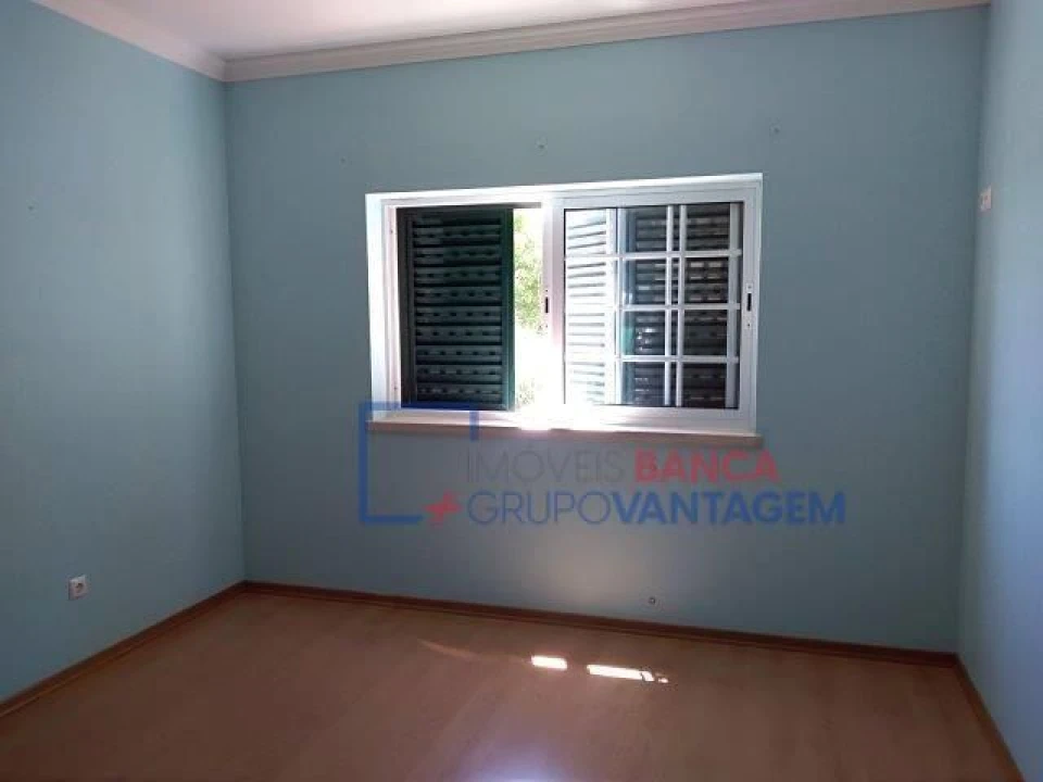 Moradia T3 para Venda em Benavente Foto 9