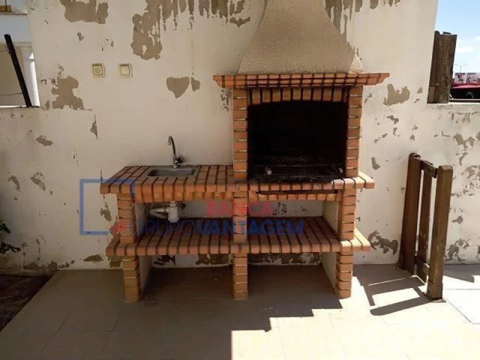 Moradia T3 para Venda em Benavente Foto 22