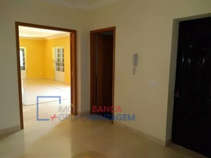 Moradia T3 para Venda em Benavente Foto 5