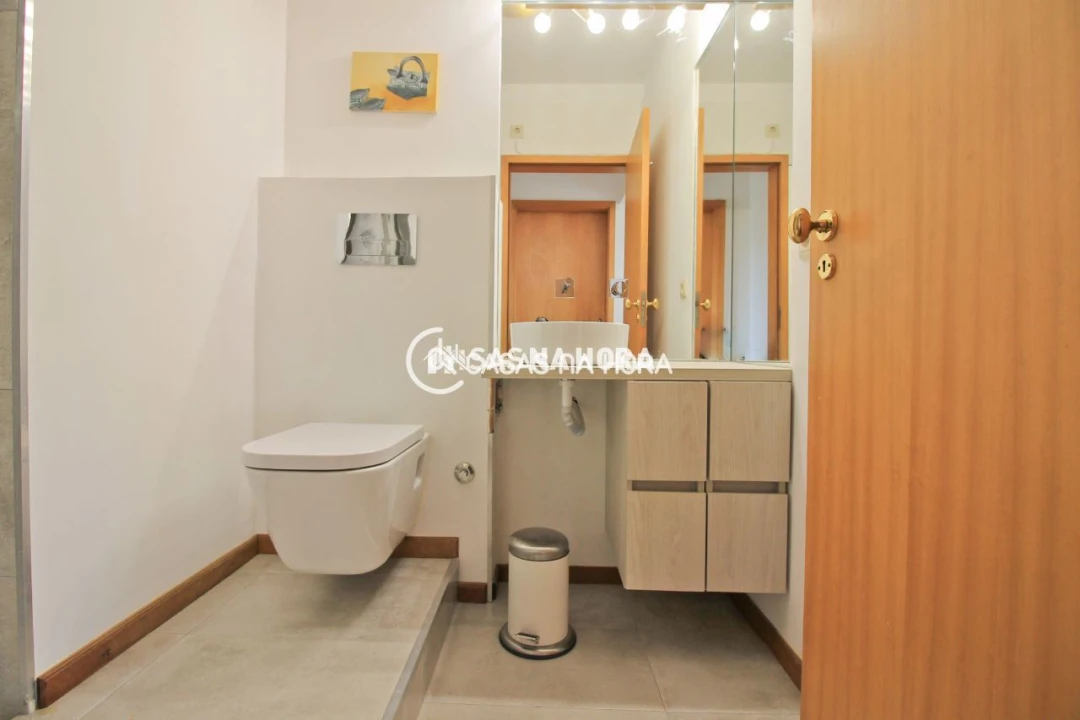 Apartamento T3 para Arrendamento em Ramalde Foto 11