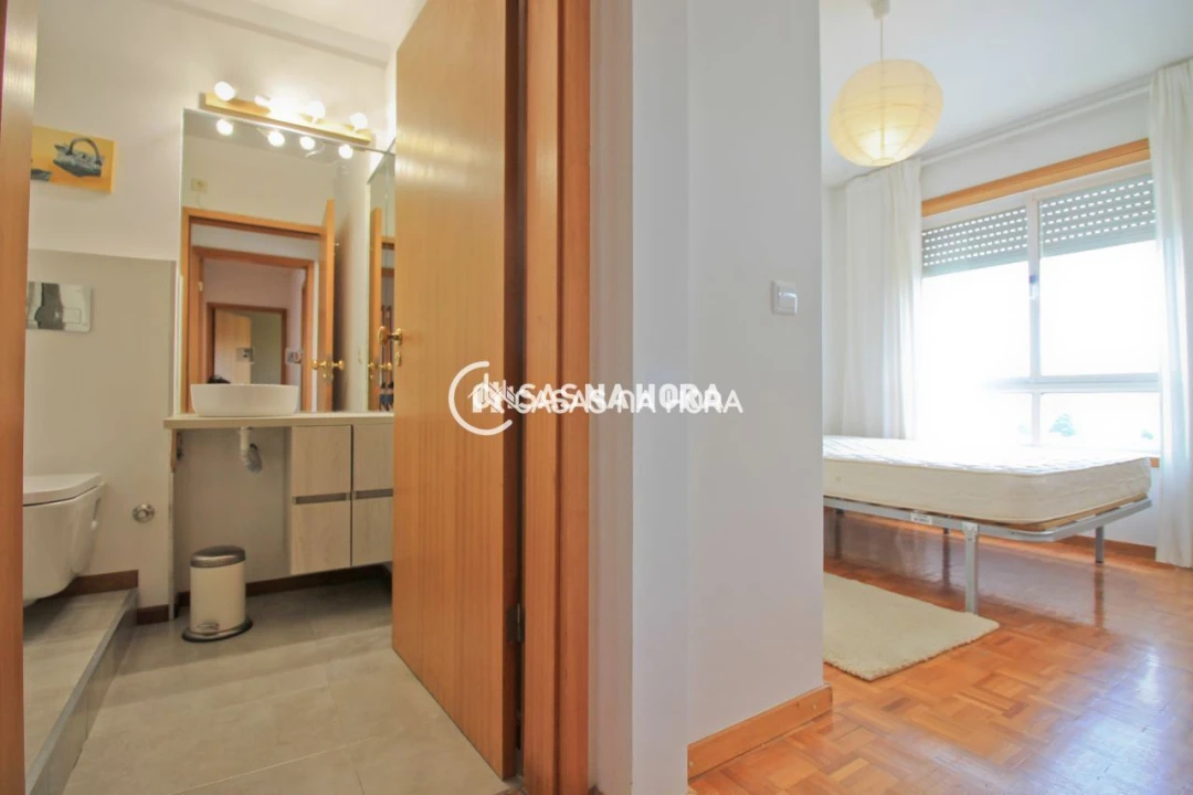 Apartamento T3 para Arrendamento em Ramalde Foto 19