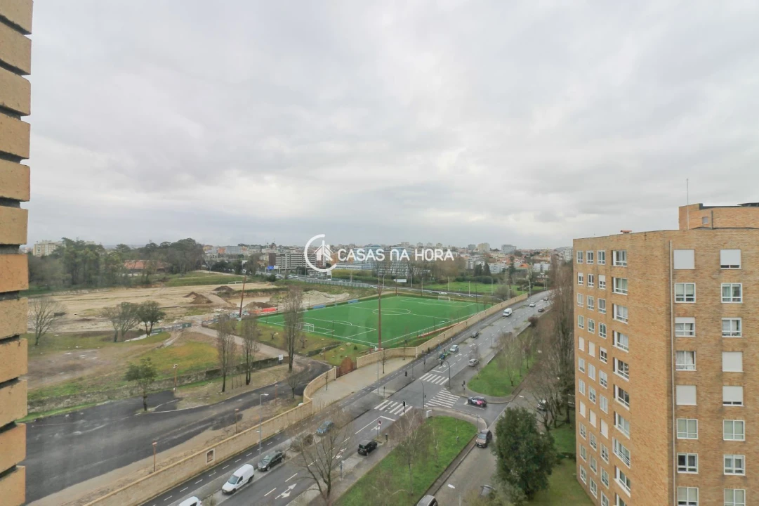 Apartamento T3 para Arrendamento em Ramalde Foto 25