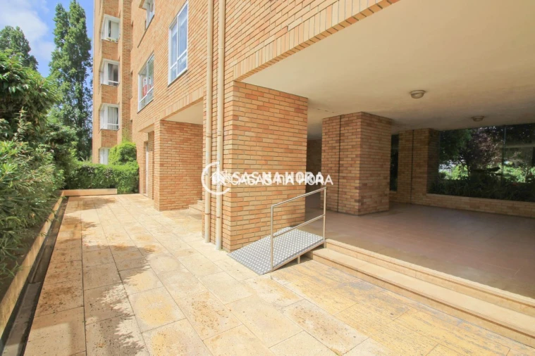 Apartamento T3 para Arrendamento em Ramalde Foto 9