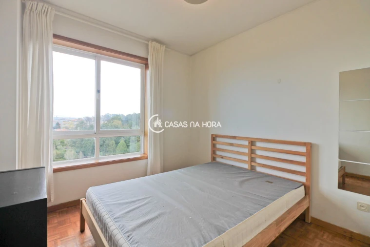 Apartamento T3 para Arrendamento em Ramalde Foto 10