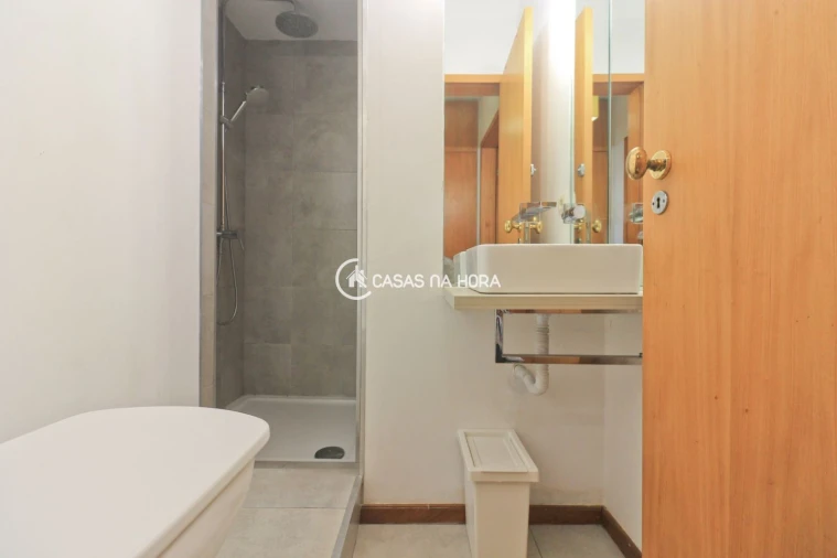 Apartamento T3 para Arrendamento em Ramalde Foto 20