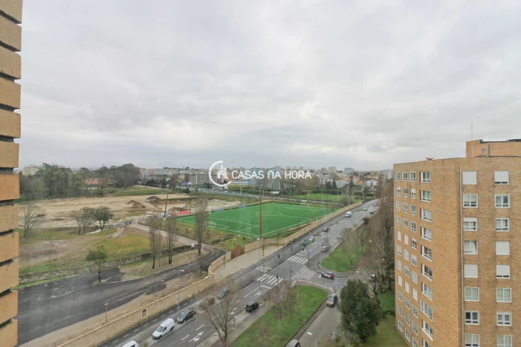 Apartamento T3 para Arrendamento em Ramalde Foto 25