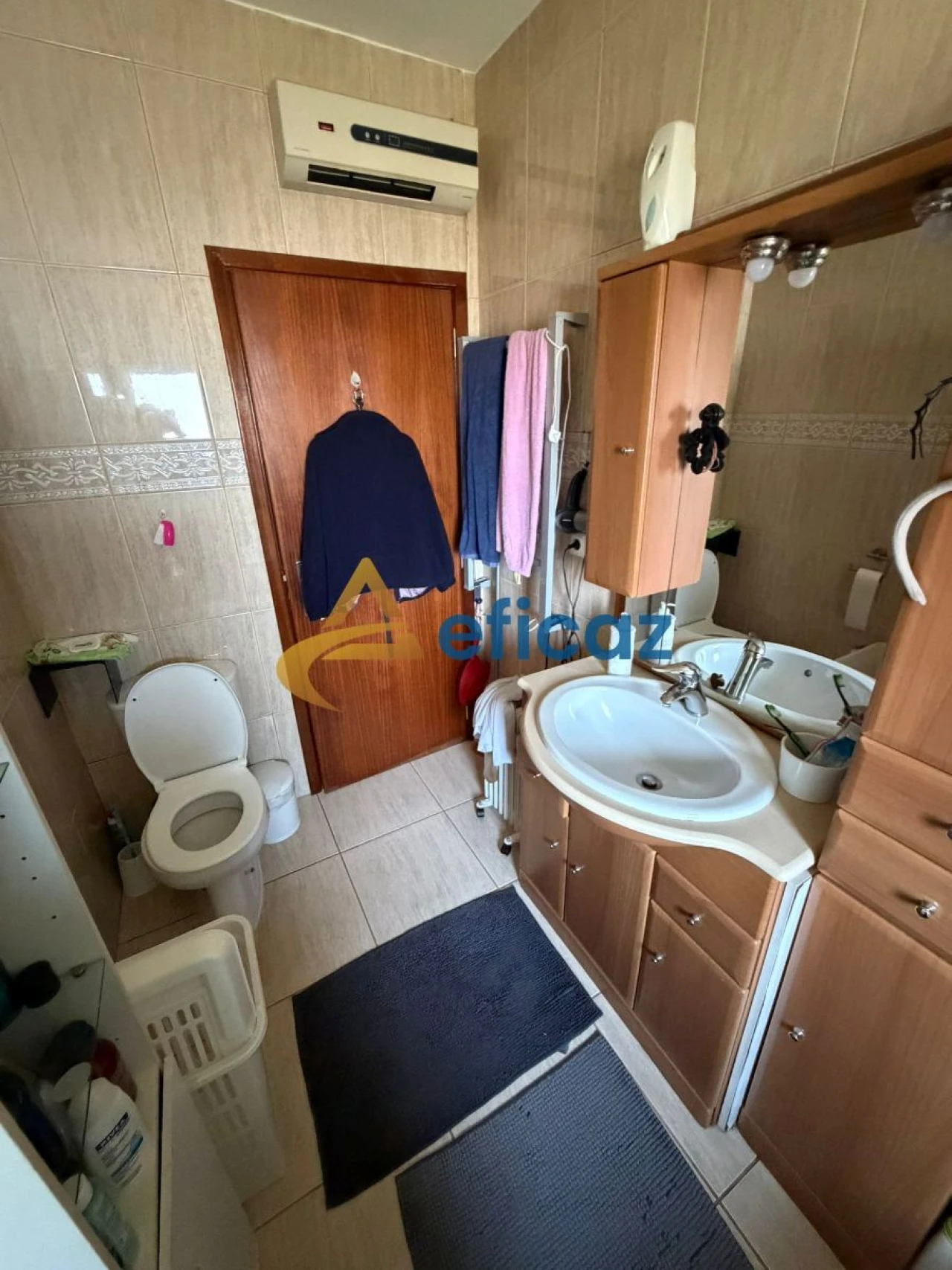 Moradia T3 para Venda em Lomba Foto 17