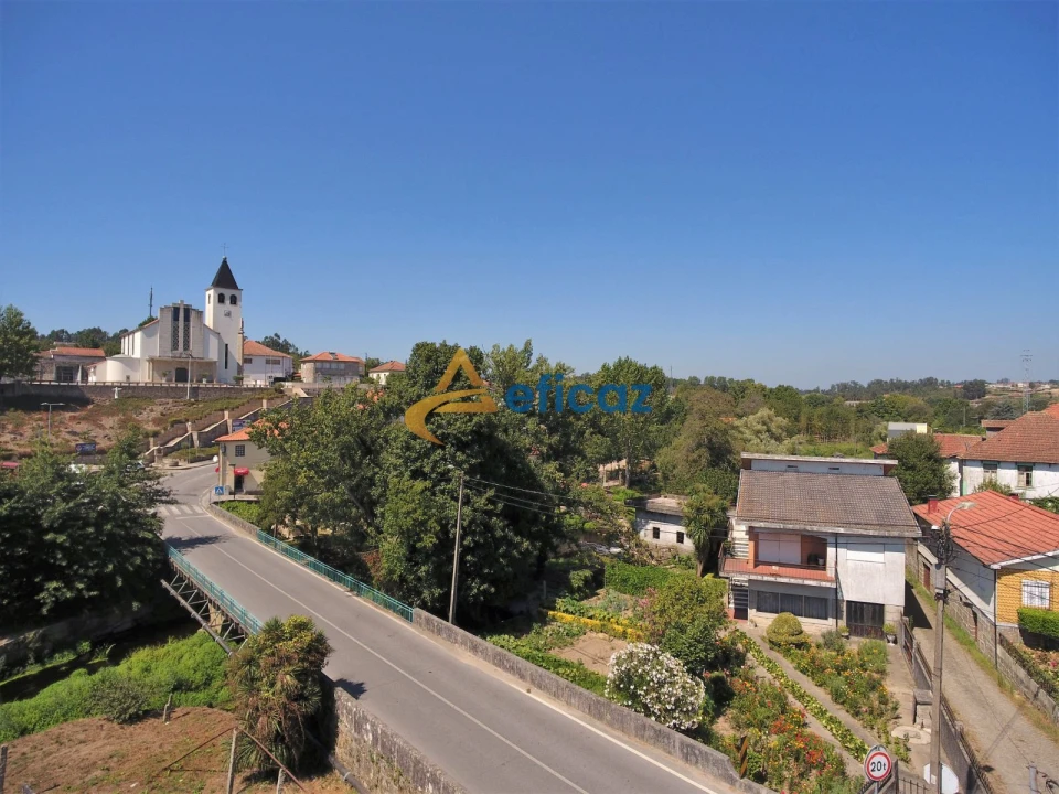 Moradia T3 para Venda em Abragão Foto 3