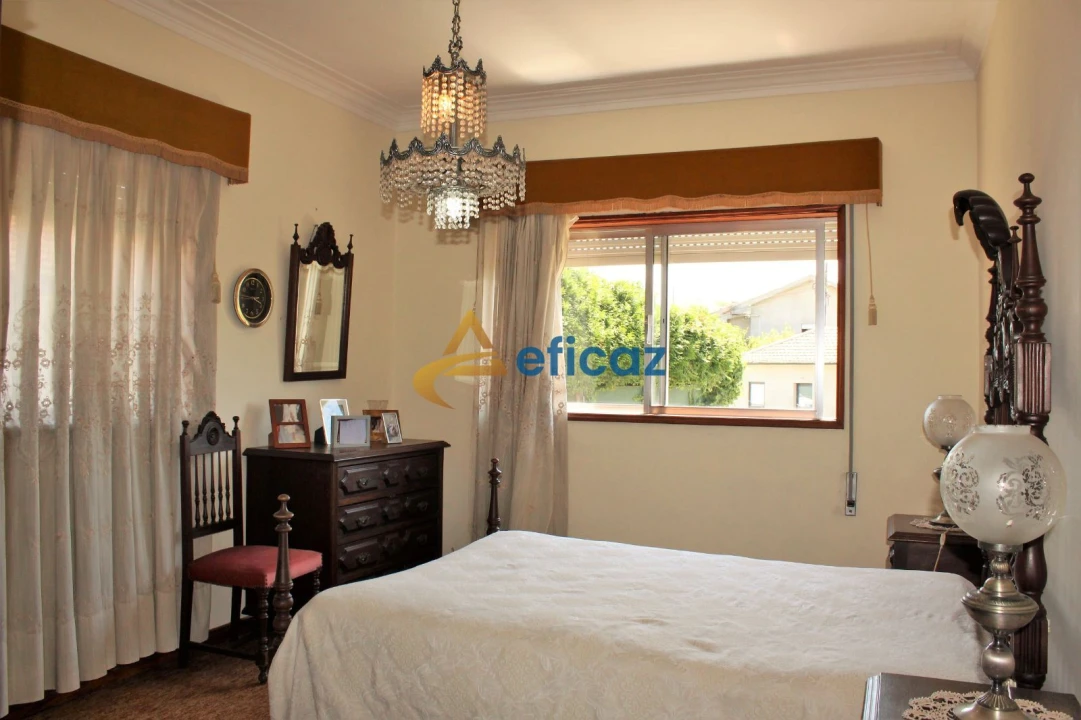 Moradia T3 para Venda em Abragão Foto 11