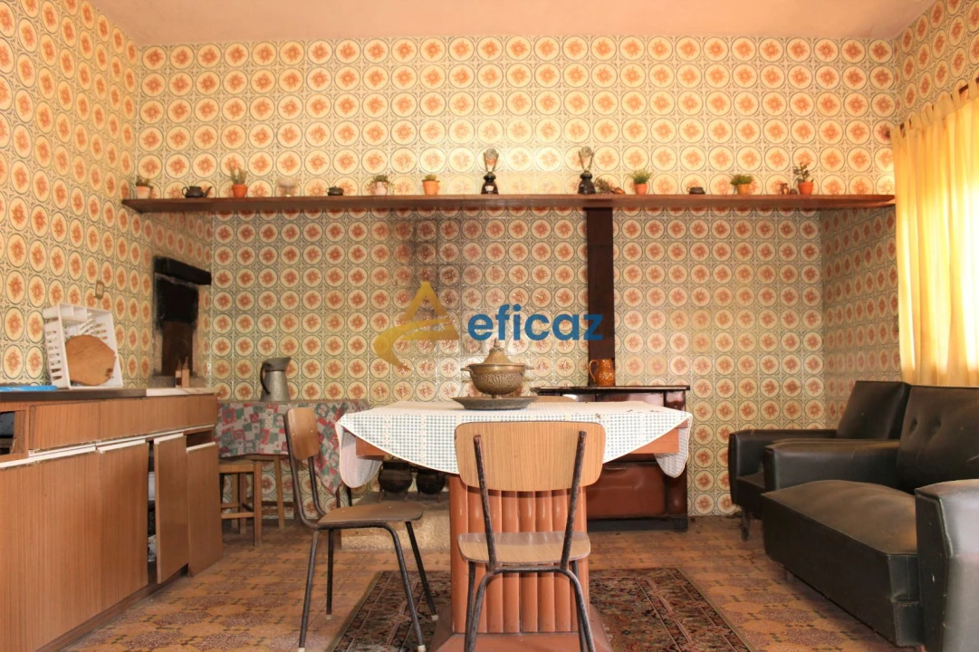 Moradia T3 para Venda em Abragão Foto 16