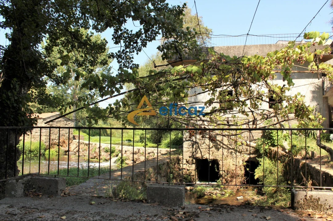 Moradia T3 para Venda em Abragão Foto 21