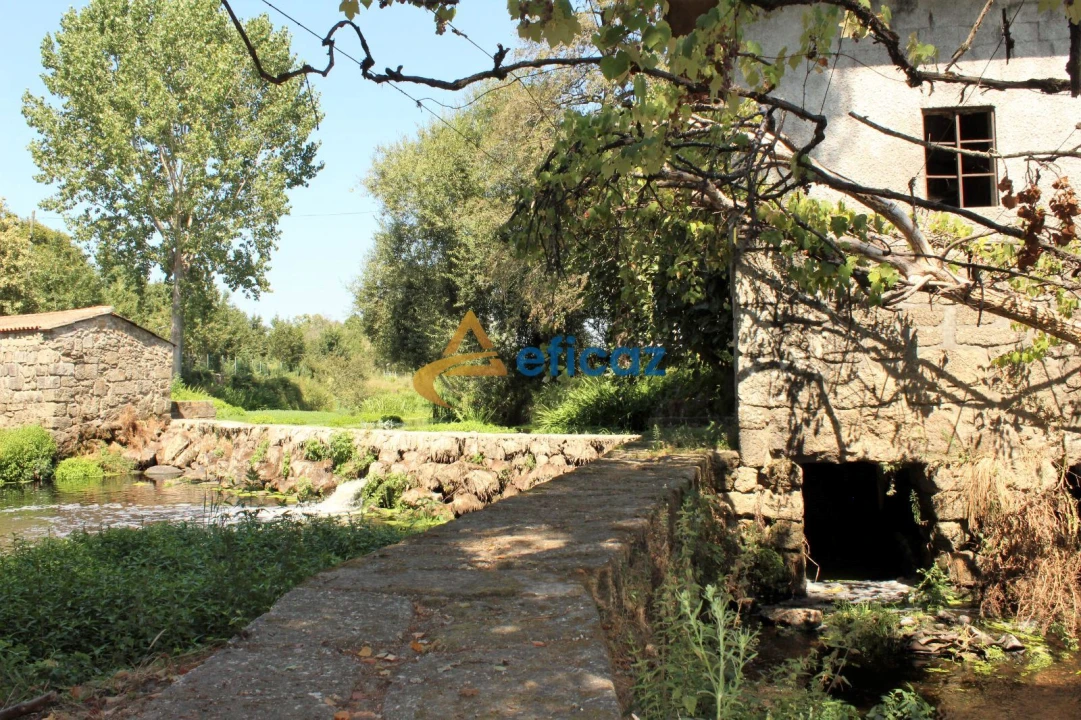 Moradia T3 para Venda em Abragão Foto 22