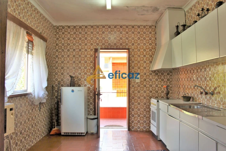 Moradia T3 para Venda em Abragão Foto 8