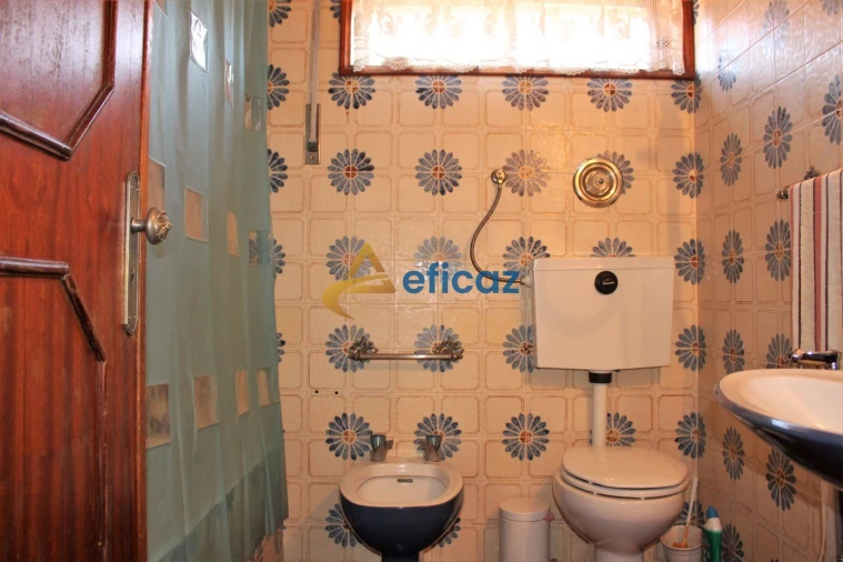 Moradia T3 para Venda em Abragão Foto 12