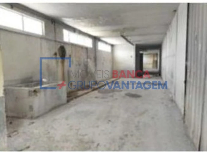 Armazém para Venda em Torres Novas (Santa Maria, Salvador e Santiago) Foto 12