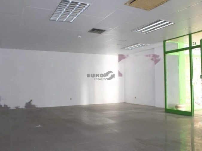 Loja para Venda em Moita Foto 6