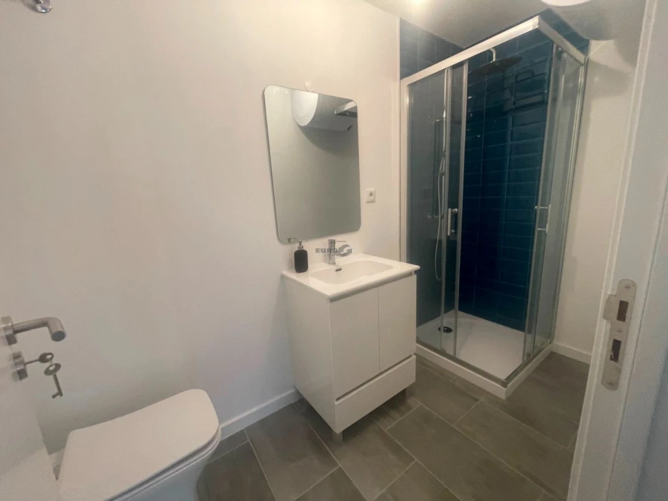 Quarto para Arrendamento em Arroios Foto 10