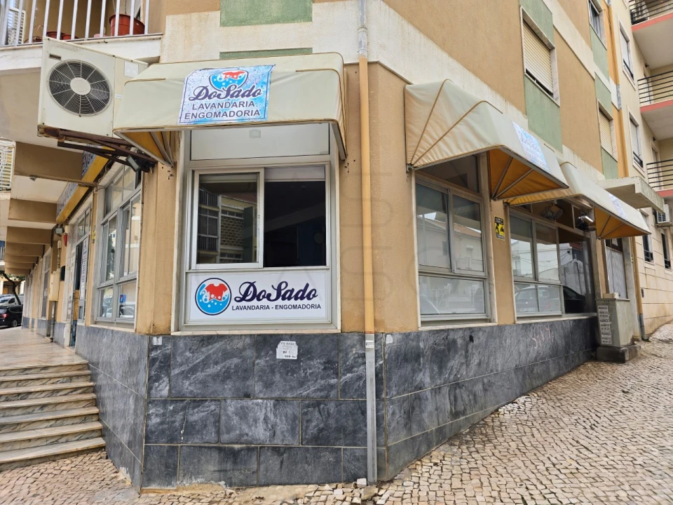 Loja para Venda em Setubal (São Sebastião) Foto 2