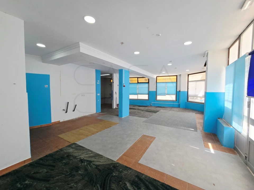 Loja para Arrendamento em Setubal (São Sebastião) Foto 4