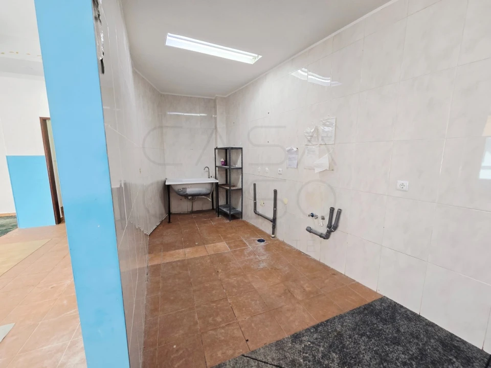 Loja para Arrendamento em Setubal (São Sebastião) Foto 9