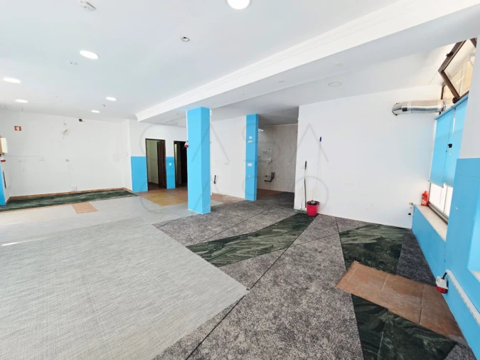 Loja para Arrendamento em Setubal (São Sebastião) Foto 5