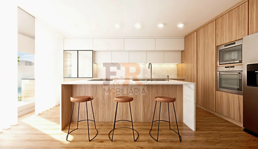 Moradia T4 para Venda em Fernao Ferro Foto 7