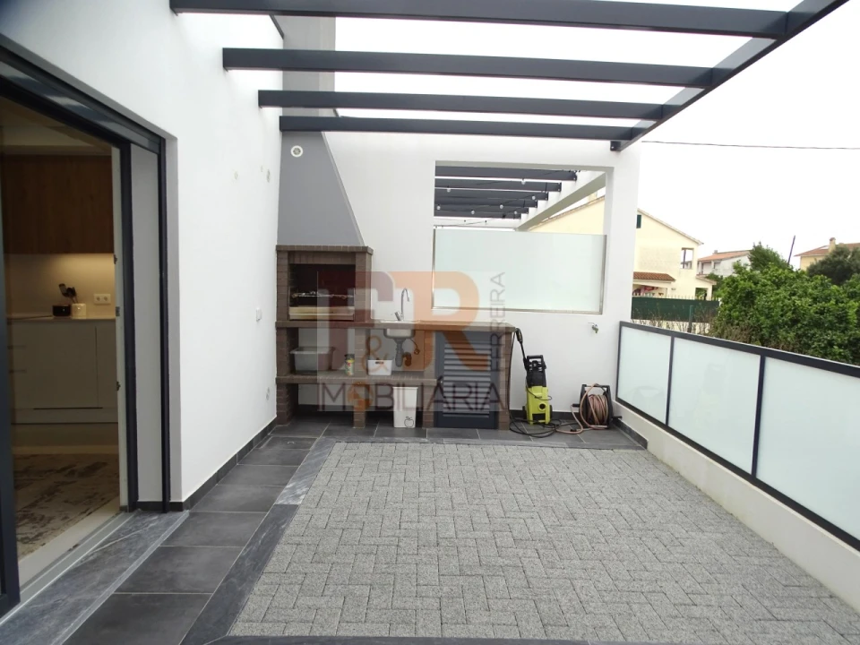 Moradia T3 para Venda em Fernao Ferro Foto 5