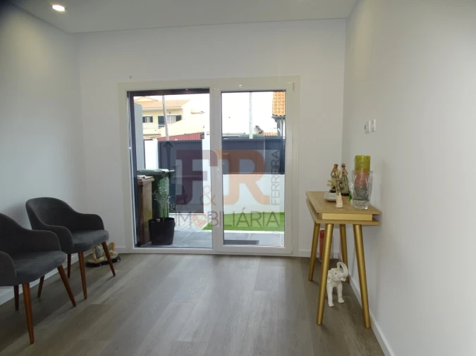 Moradia T3 para Venda em Fernao Ferro Foto 27