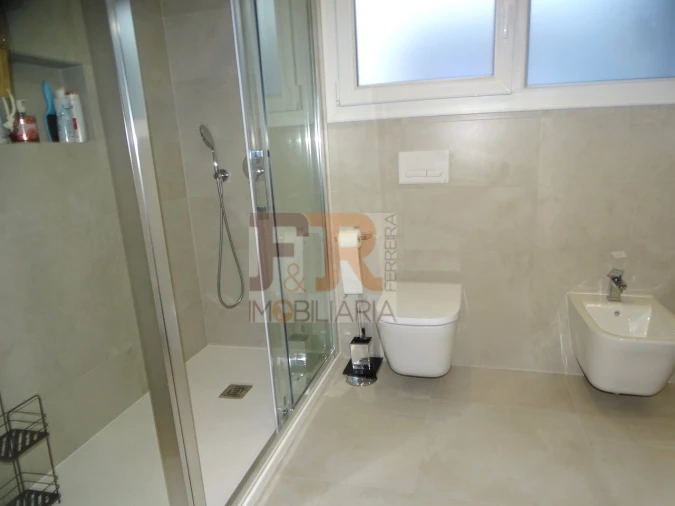 Moradia T3 para Venda em Fernao Ferro Foto 36