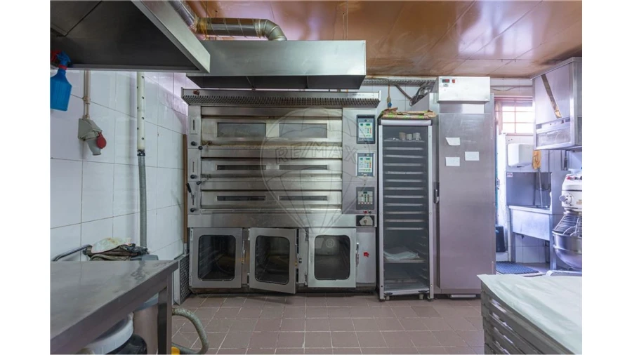 Negócio para Venda em Rio Tinto Foto 7