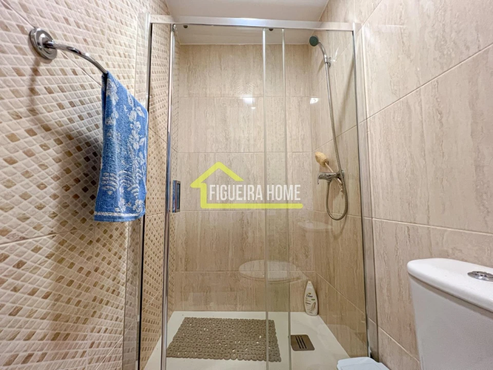 Apartamento T1 para Venda em Buarcos Foto 8