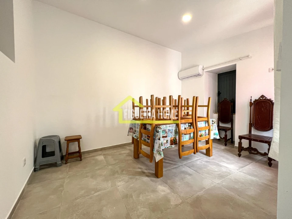 Apartamento T1 para Venda em Buarcos Foto 21