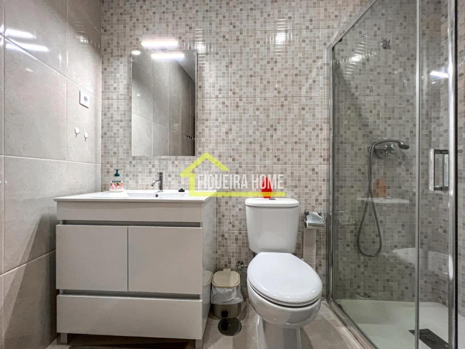 Apartamento T1 para Venda em Buarcos Foto 25