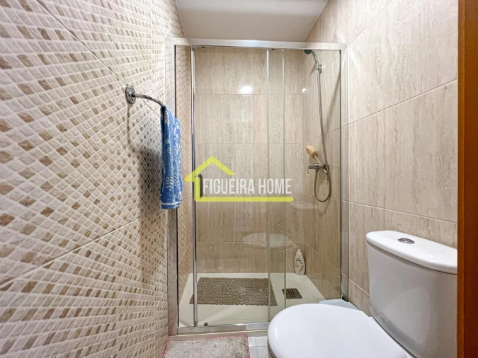 Apartamento T1 para Venda em Buarcos Foto 7