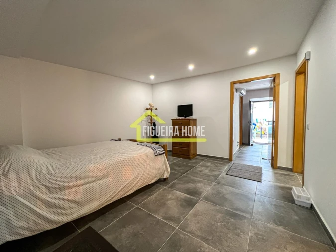 Apartamento T1 para Venda em Buarcos Foto 11