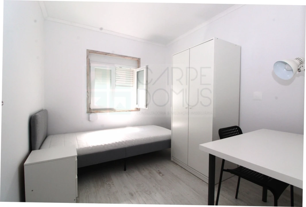 Moradia T9 para Venda em Ajuda Foto 9