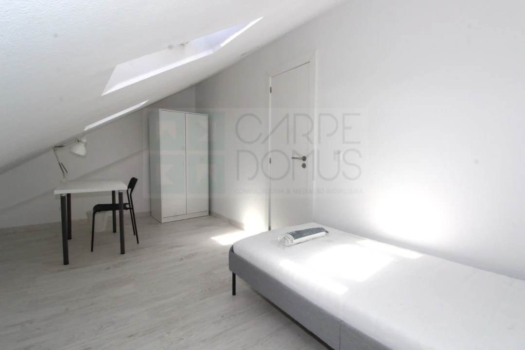 Moradia T9 para Venda em Ajuda Foto 16