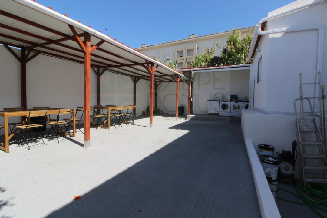 Moradia T9 para Venda em Ajuda Foto 26