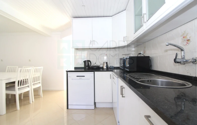 Moradia T9 para Venda em Ajuda Foto 3