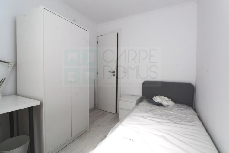 Moradia T9 para Venda em Ajuda Foto 10