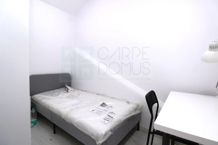 Moradia T9 para Venda em Ajuda Foto 11