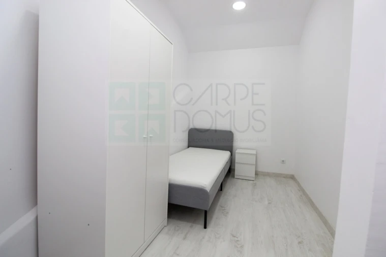 Moradia T9 para Venda em Ajuda Foto 12