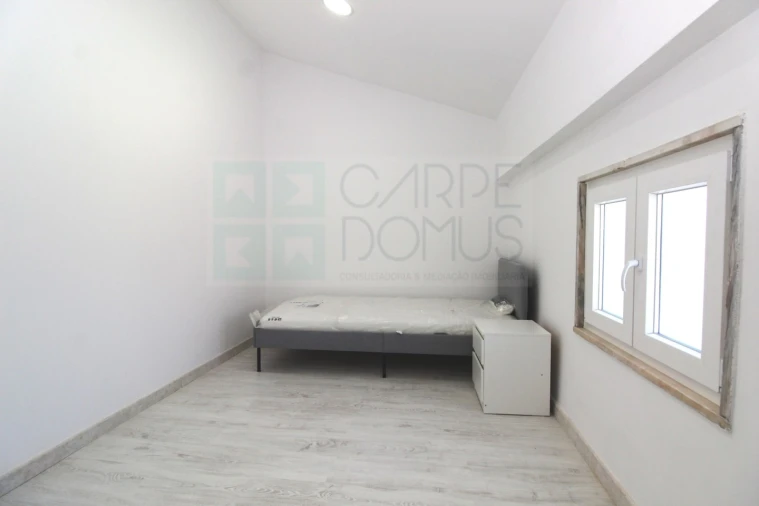 Moradia T9 para Venda em Ajuda Foto 14