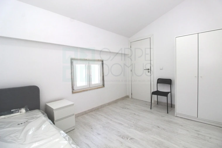 Moradia T9 para Venda em Ajuda Foto 15