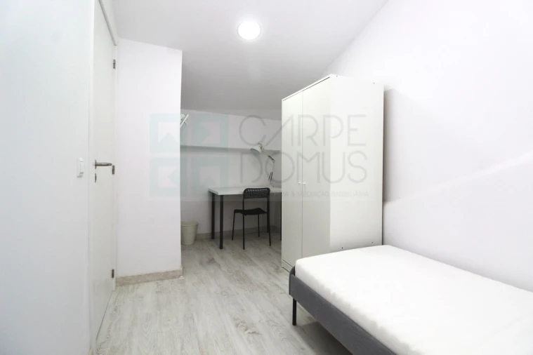 Moradia T9 para Venda em Ajuda Foto 17