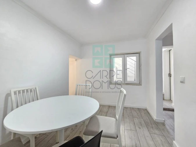 Moradia T9 para Venda em Ajuda Foto 31